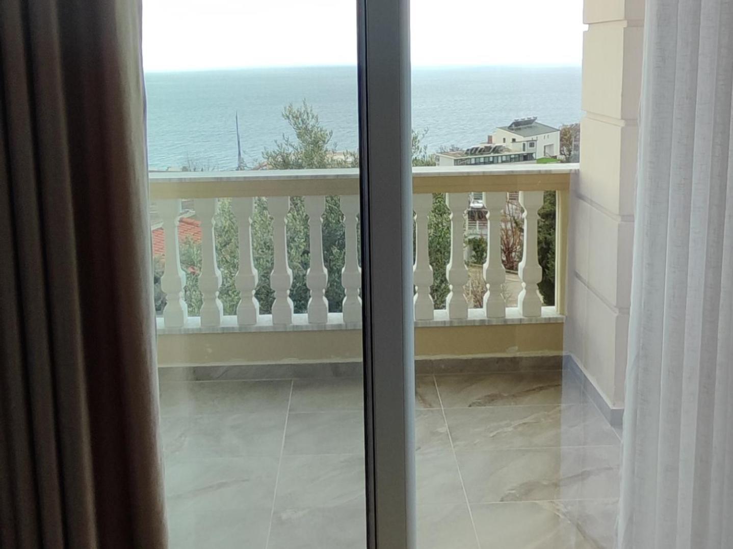 Spartila Apartments Dhërmi Esterno foto