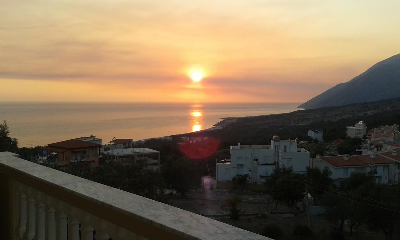 Spartila Apartments Dhërmi Esterno foto