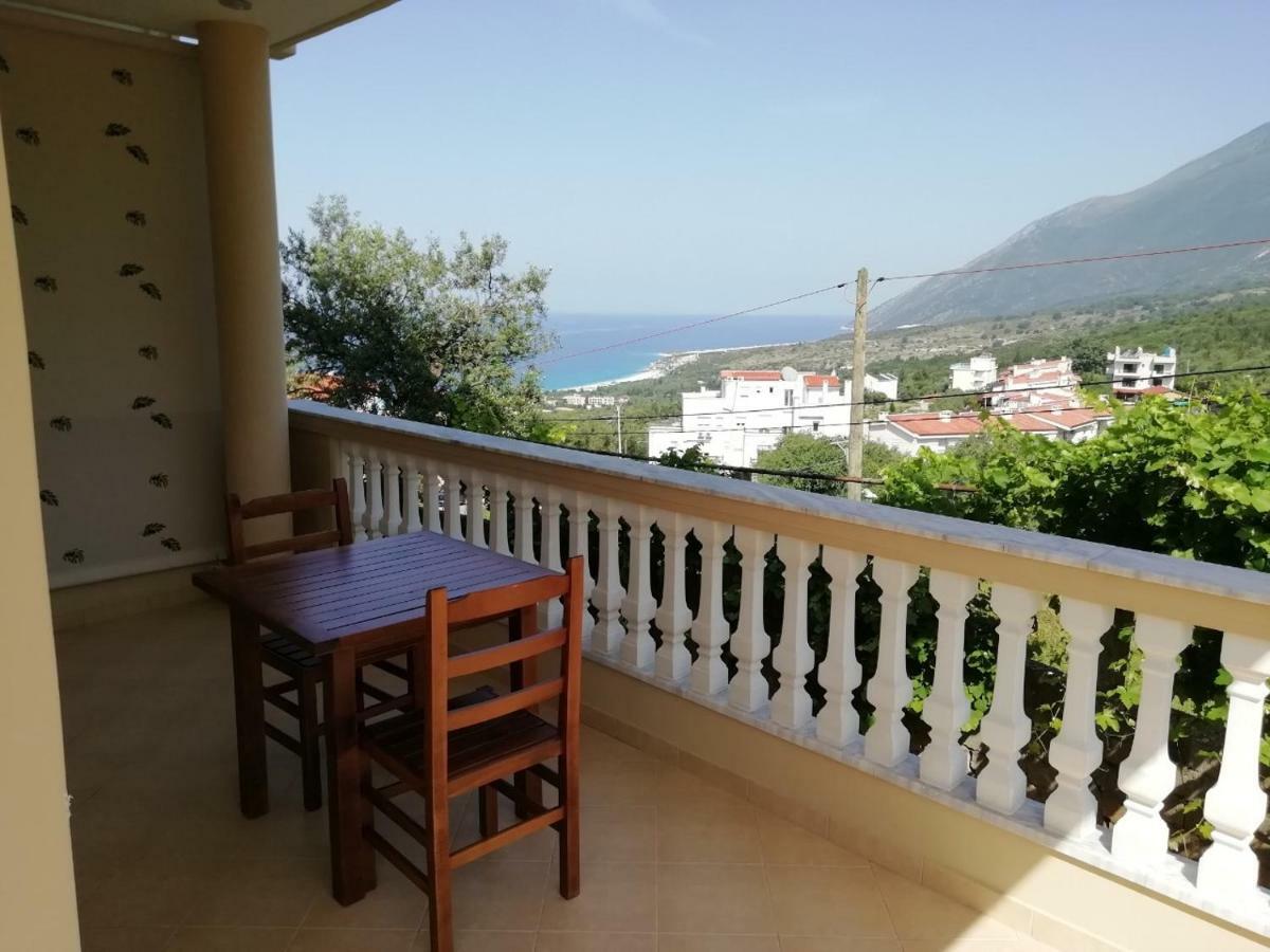 Spartila Apartments Dhërmi Esterno foto